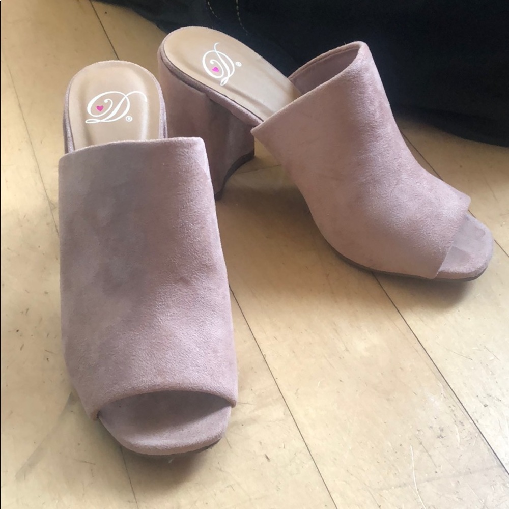 Faux suede pale pink mules